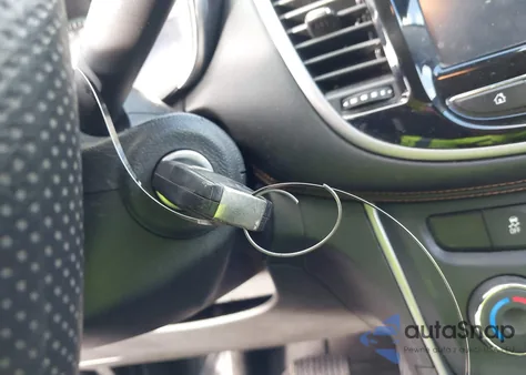 2017 Chevrolet Trax Lt z USA, uszkodzony, nr VIN 3GNCJLSB6HL160061